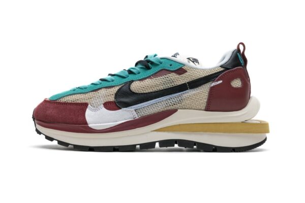CI9928-301 Sacai x Nike Pegasua Vaporfly Villain Red Yellow Green - Image 10