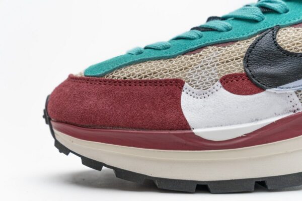CI9928-301 Sacai x Nike Pegasua Vaporfly Villain Red Yellow Green - Image 15