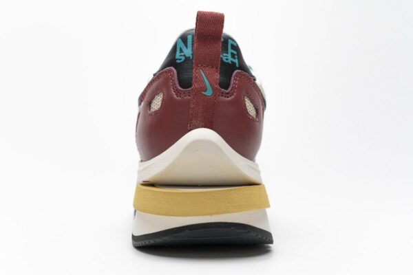 CI9928-301 Sacai x Nike Pegasua Vaporfly Villain Red Yellow Green - Image 18